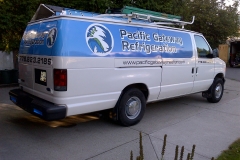 Vehicle lettering graphics